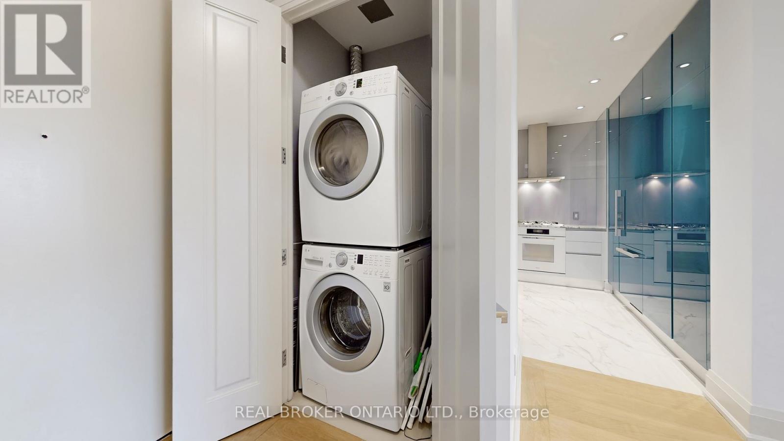 1603 - 88 Davenport Road, Toronto, Ontario  M5R 0A5 - Photo 26 - C12698330