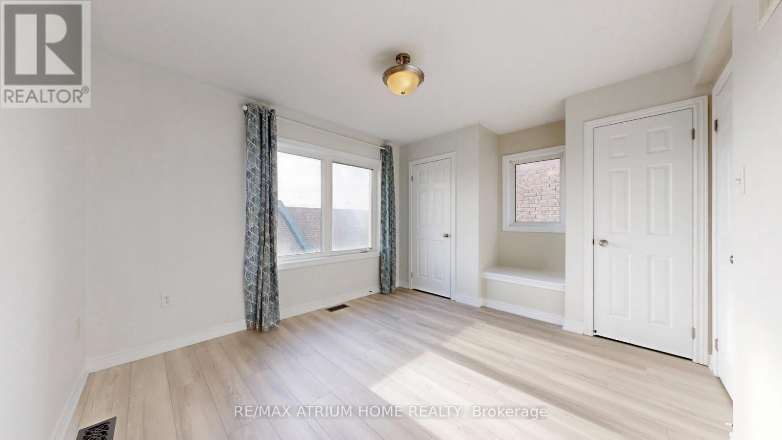 17 Kawneer Terrace, Toronto, Ontario  M1P 2X1 - Photo 24 - E12698296