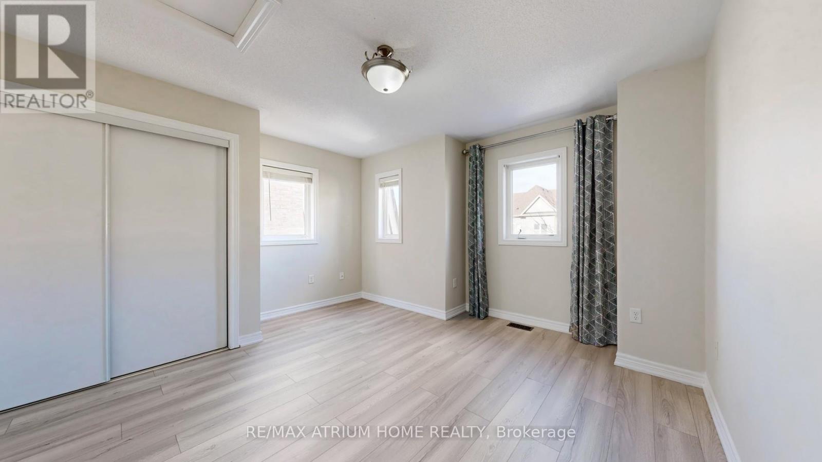 17 Kawneer Terrace, Toronto, Ontario  M1P 2X1 - Photo 34 - E12698296