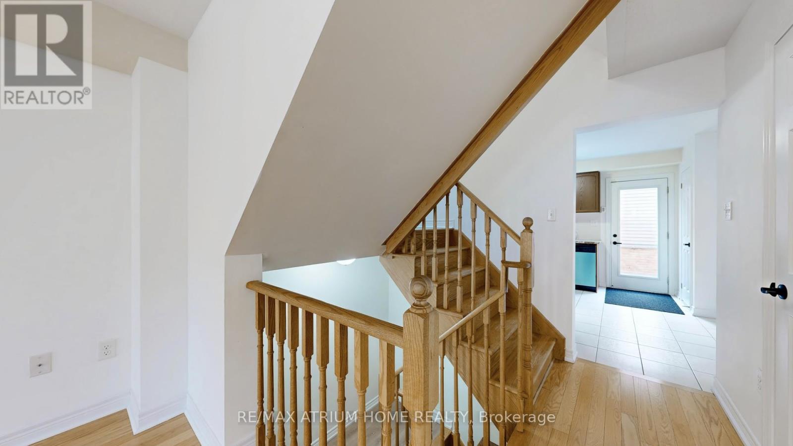 17 Kawneer Terrace, Toronto, Ontario  M1P 2X1 - Photo 36 - E12698296