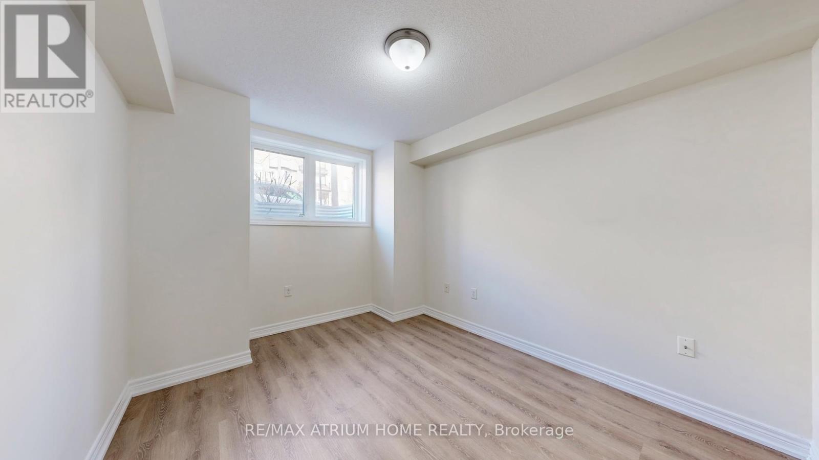 17 Kawneer Terrace, Toronto, Ontario  M1P 2X1 - Photo 39 - E12698296