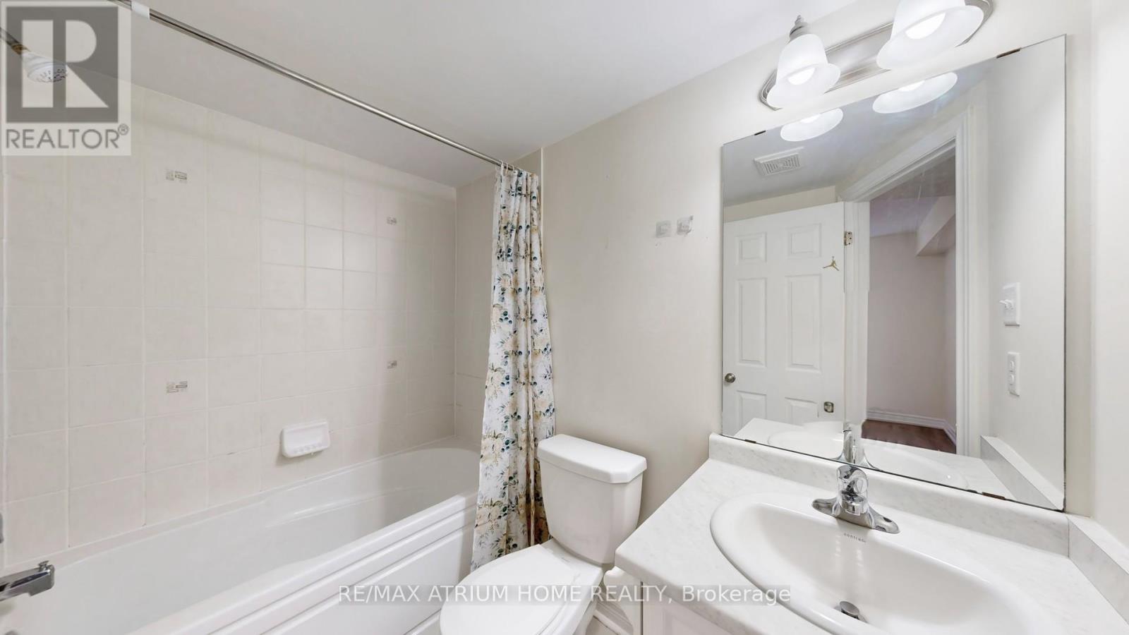 17 Kawneer Terrace, Toronto, Ontario  M1P 2X1 - Photo 42 - E12698296