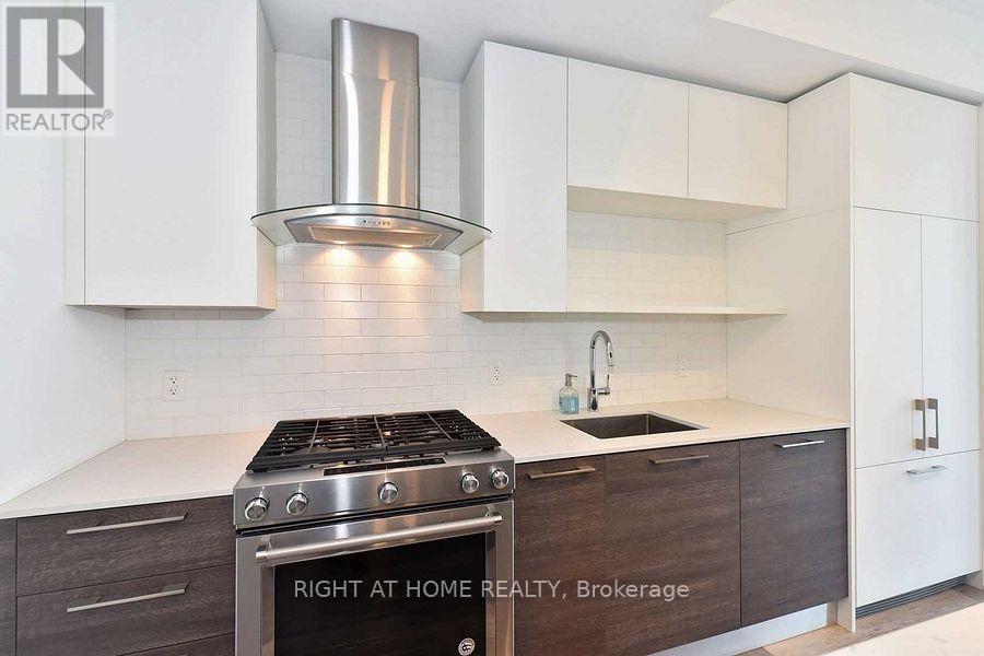 504 - 2118 Bloor Street W, Toronto, Ontario  M6S 1M8 - Photo 7 - W12614438