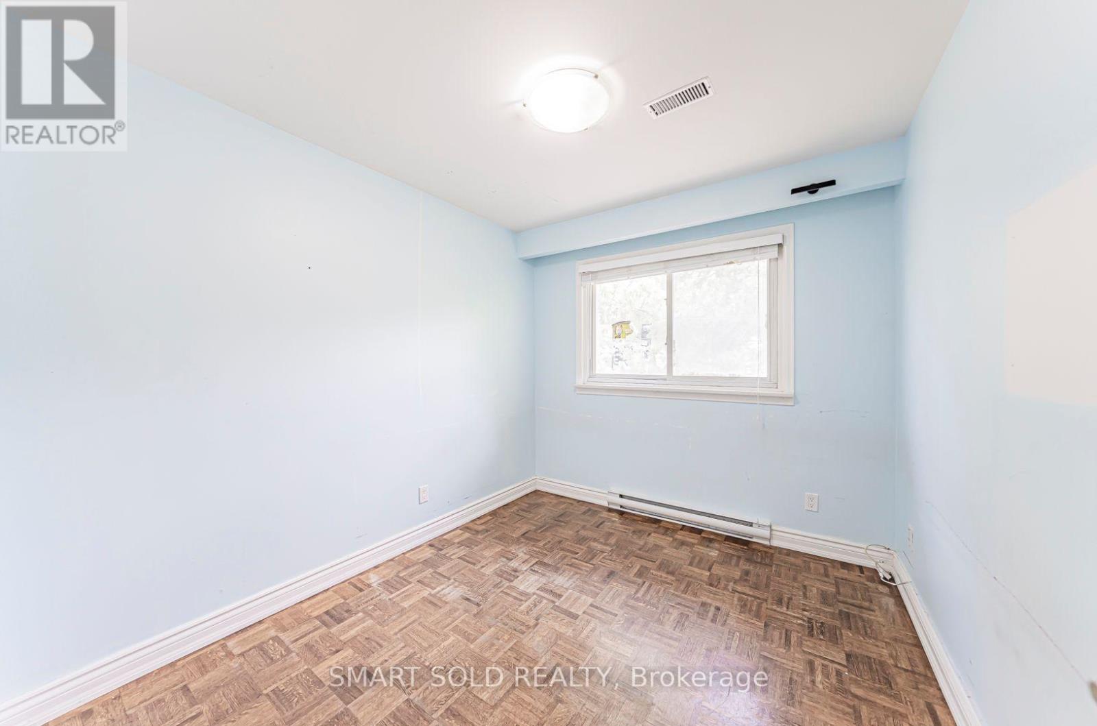 75 Stockdale Crescent, Richmond Hill, Ontario  L4C 3T1 - Photo 28 - N12698244