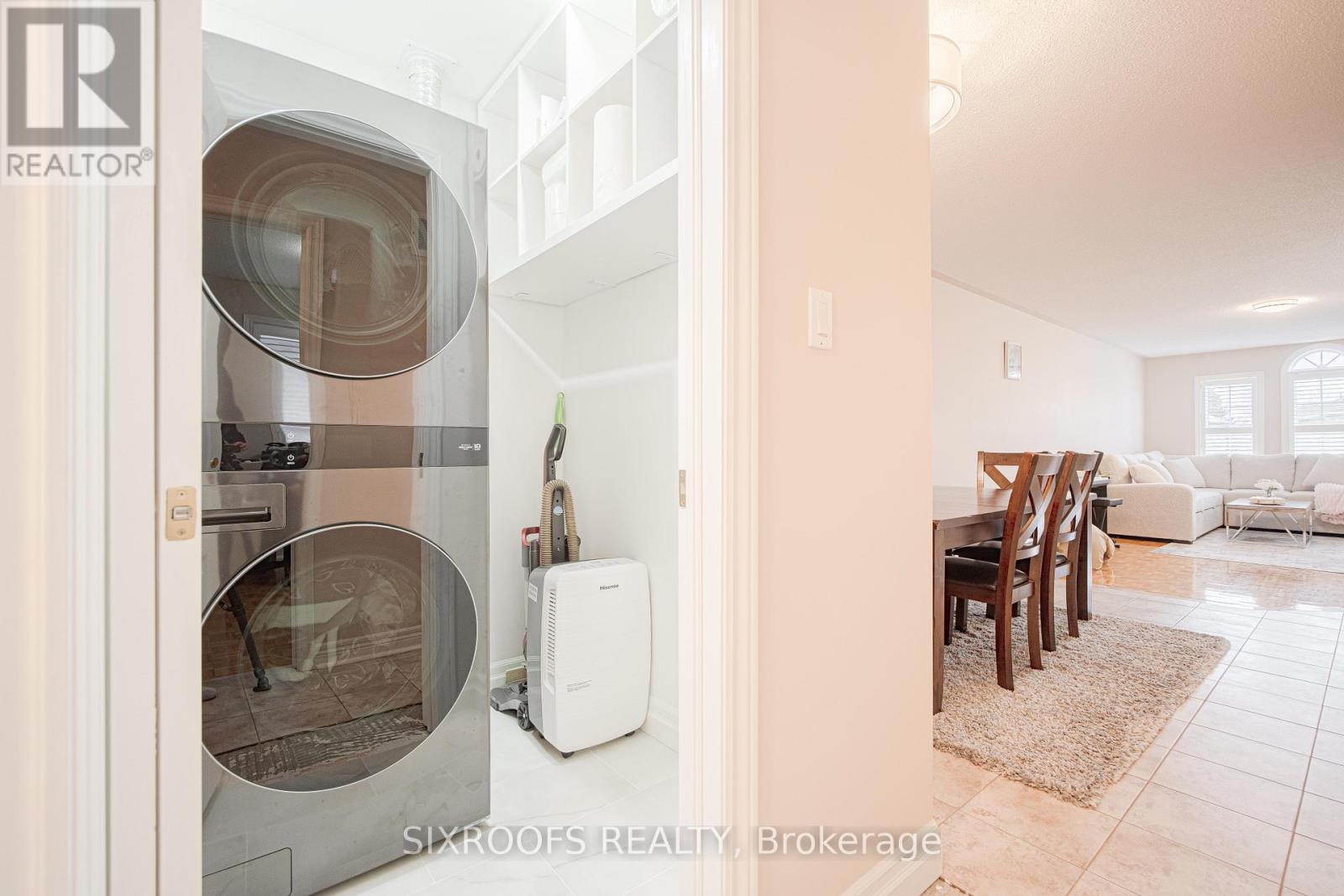 Upper - 23 San Vito Drive, Vaughan, Ontario  L4H 2S9 - Photo 17 - N12698246