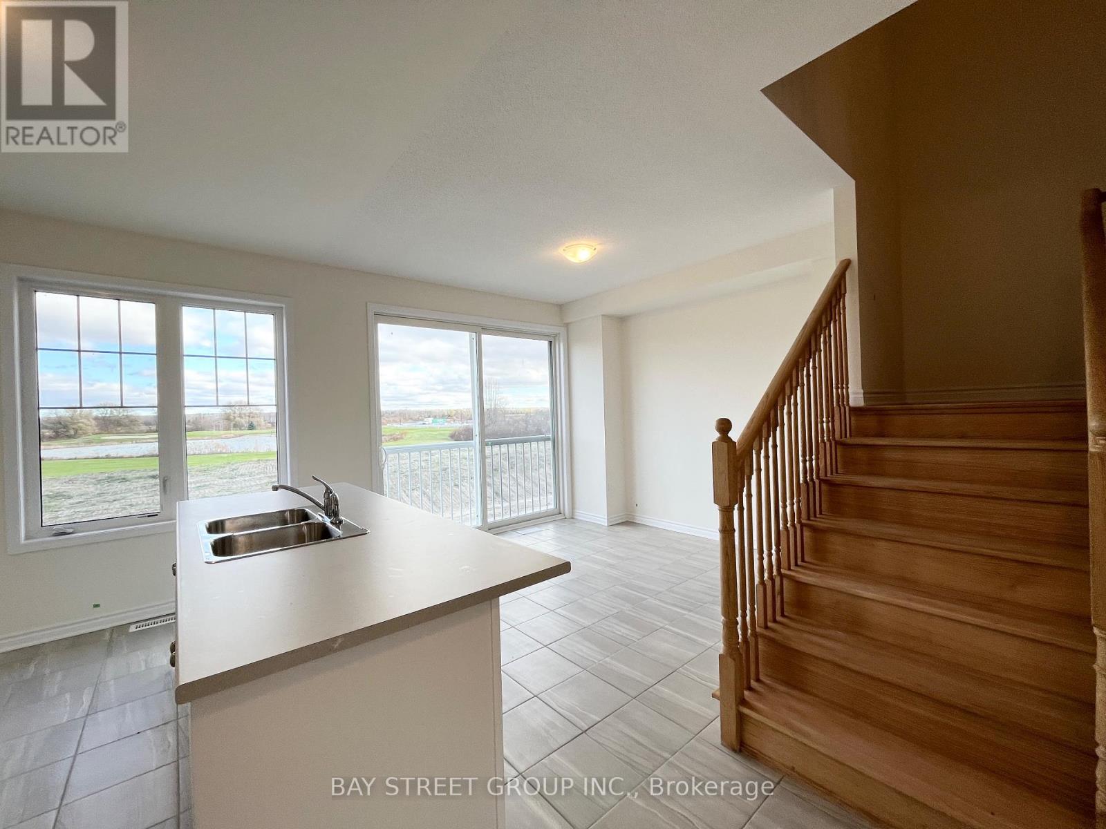 78 Sandhill Crane Drive, Wasaga Beach, Ontario  L9Z 0J6 - Photo 10 - S12698252