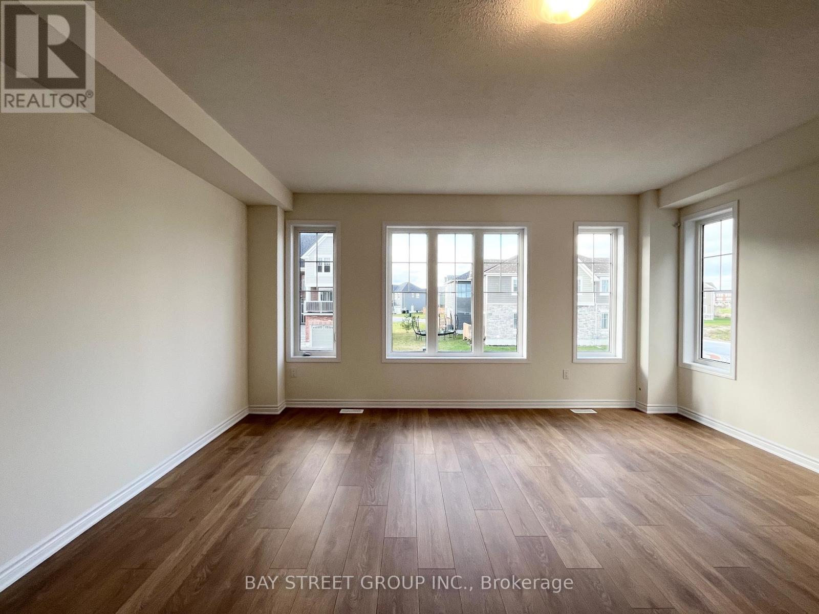 78 Sandhill Crane Drive, Wasaga Beach, Ontario  L9Z 0J6 - Photo 13 - S12698252