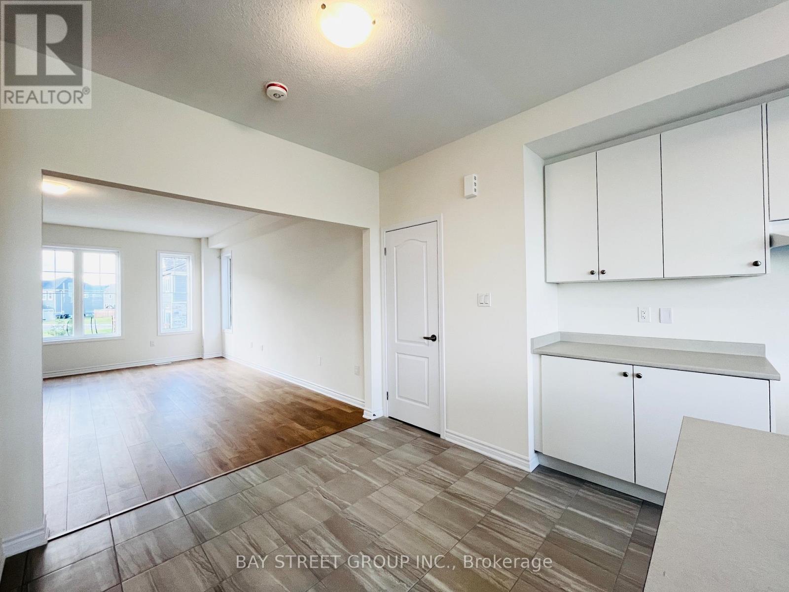 78 Sandhill Crane Drive, Wasaga Beach, Ontario  L9Z 0J6 - Photo 32 - S12698252