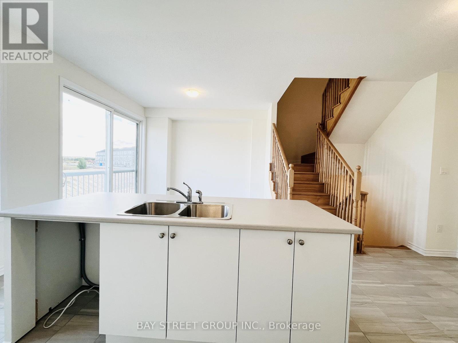 78 Sandhill Crane Drive, Wasaga Beach, Ontario  L9Z 0J6 - Photo 34 - S12698252