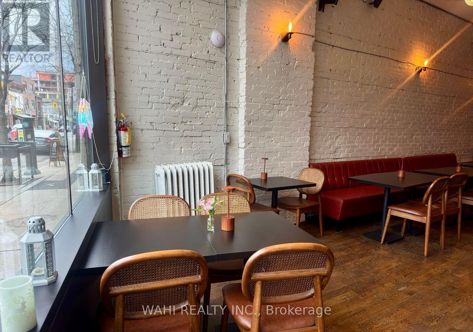 3047 Dundas Street W, Toronto (Junction Area), Ontario  M6P 1Z5 - Photo 2 - W12698226