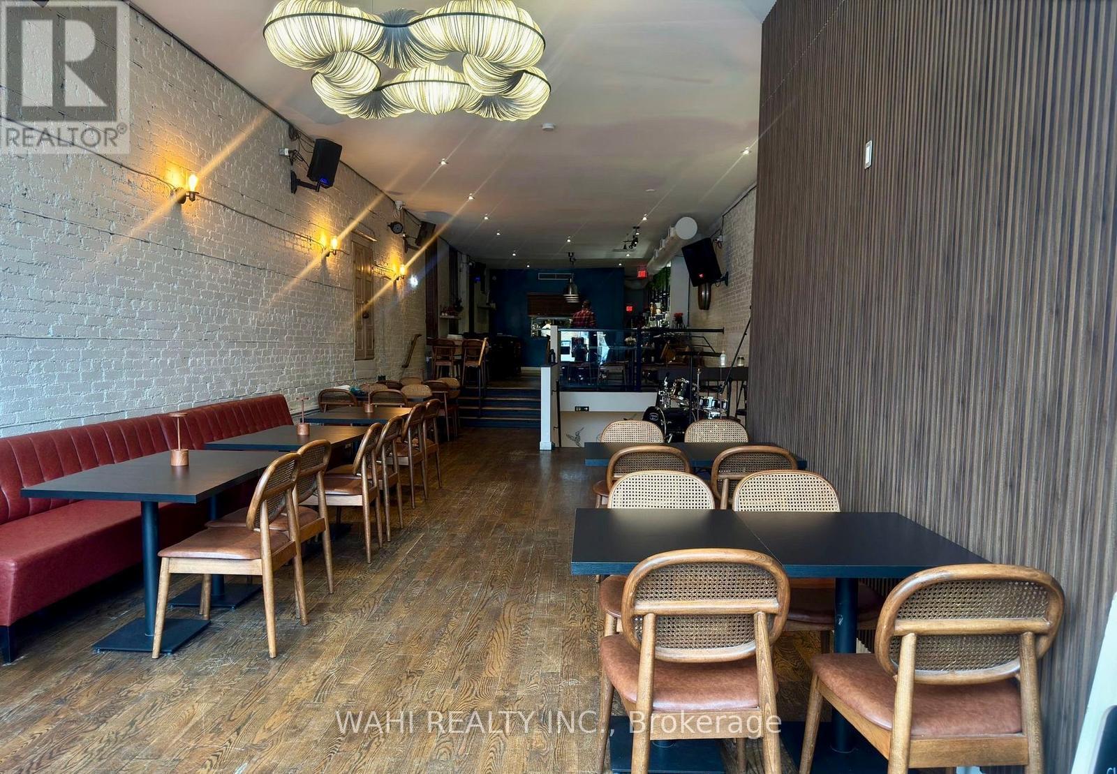 3047 Dundas Street W, Toronto (Junction Area), Ontario  M6P 1Z5 - Photo 3 - W12698226