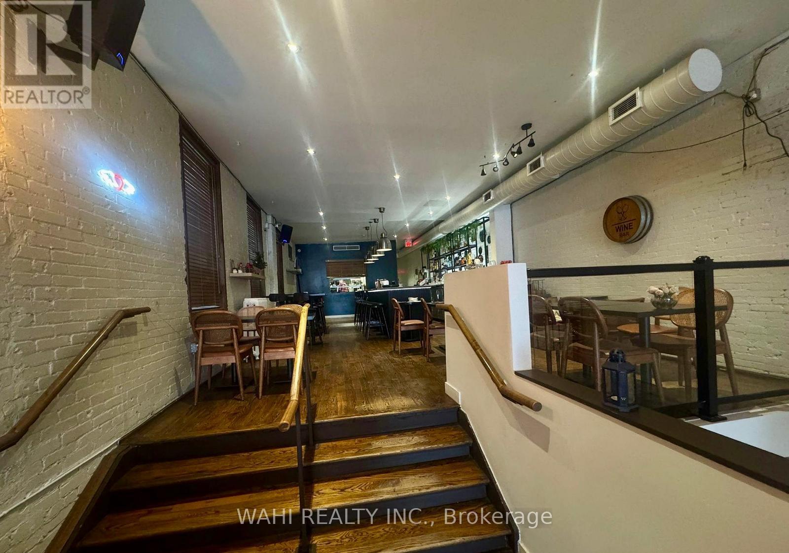 3047 Dundas Street W, Toronto (Junction Area), Ontario  M6P 1Z5 - Photo 4 - W12698226