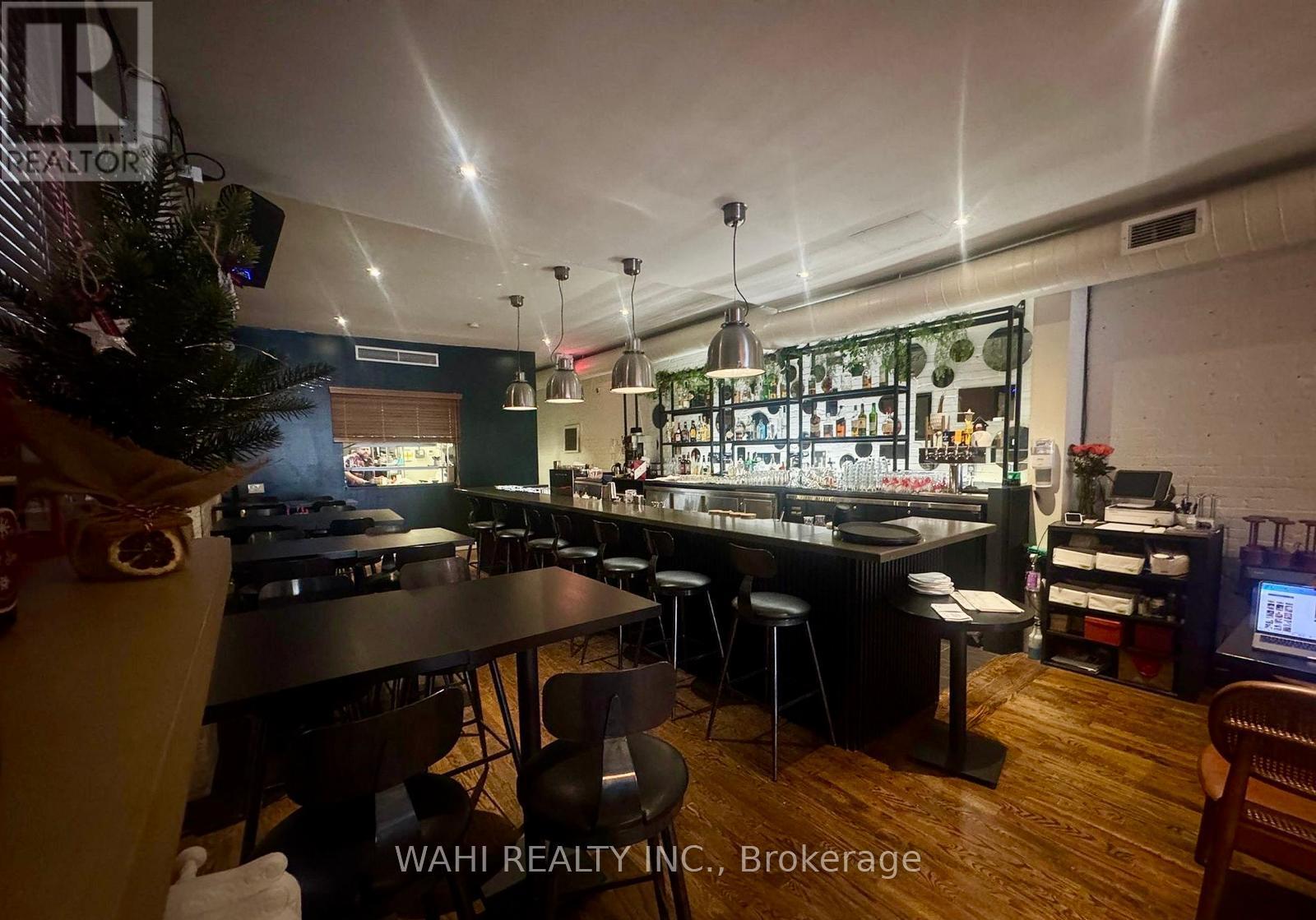 3047 Dundas Street W, Toronto (Junction Area), Ontario  M6P 1Z5 - Photo 5 - W12698226