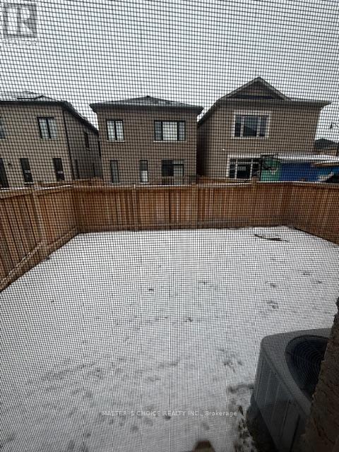 56 Clunburry Road, Brampton, Ontario  L7A 5B5 - Photo 20 - W12698236