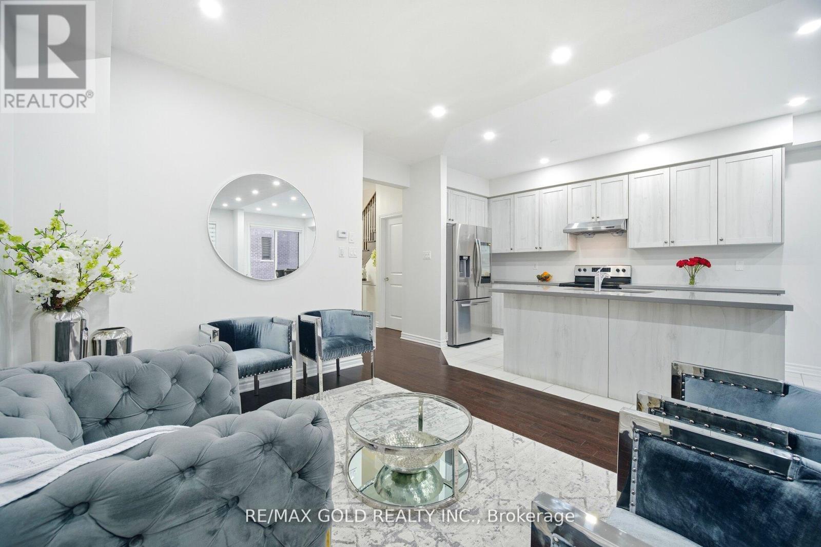 15 Spinland Street, Caledon, Ontario  L7C 4K4 - Photo 14 - W12698258