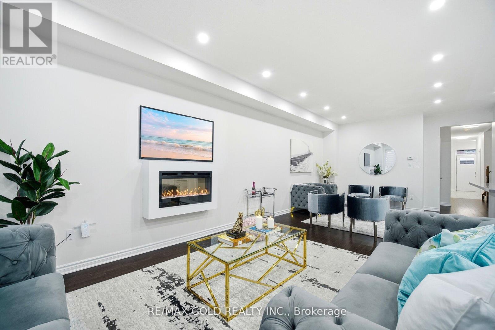 15 Spinland Street, Caledon, Ontario  L7C 4K4 - Photo 17 - W12698258