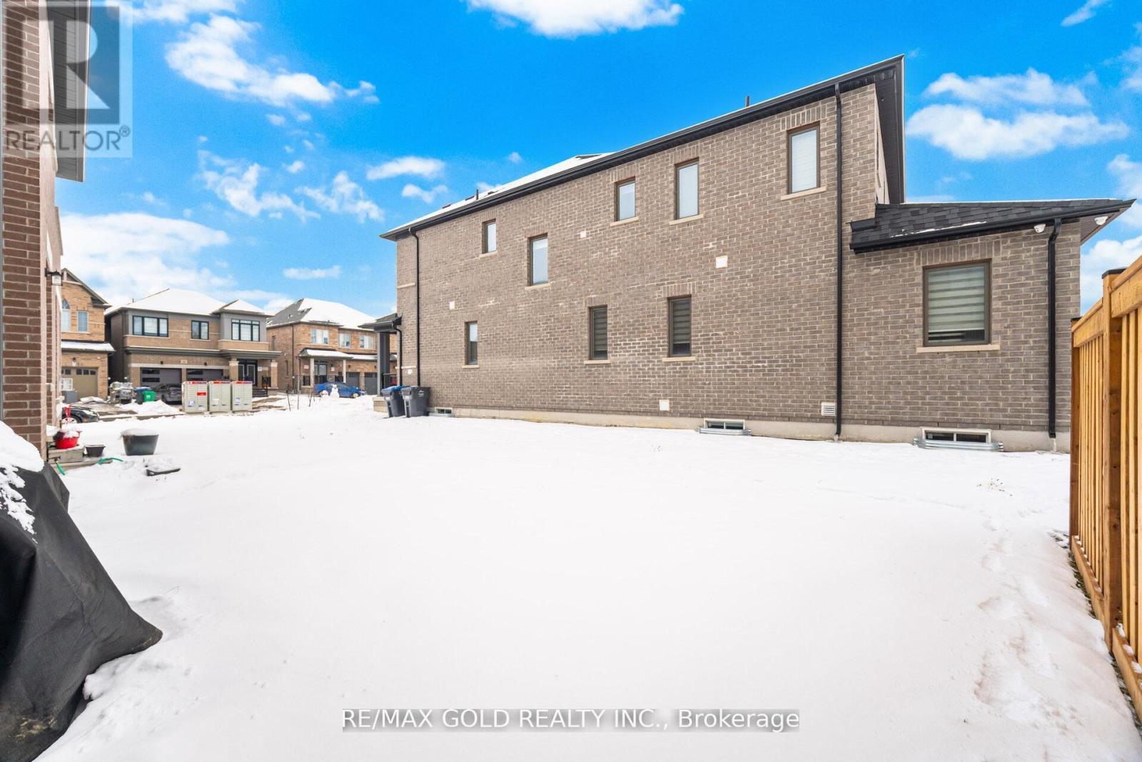 15 Spinland Street, Caledon, Ontario  L7C 4K4 - Photo 46 - W12698258