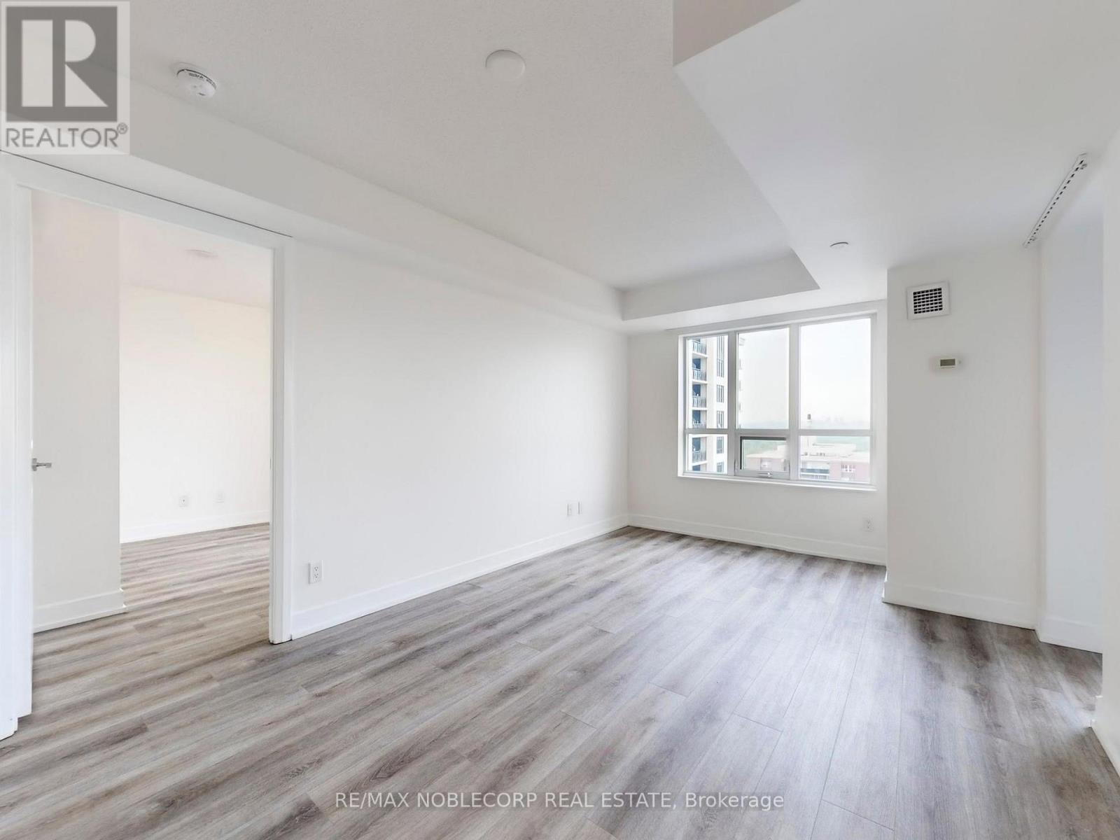 1929 - 2 Eva Road, Toronto, Ontario  M9C 0A9 - Photo 12 - W12698278