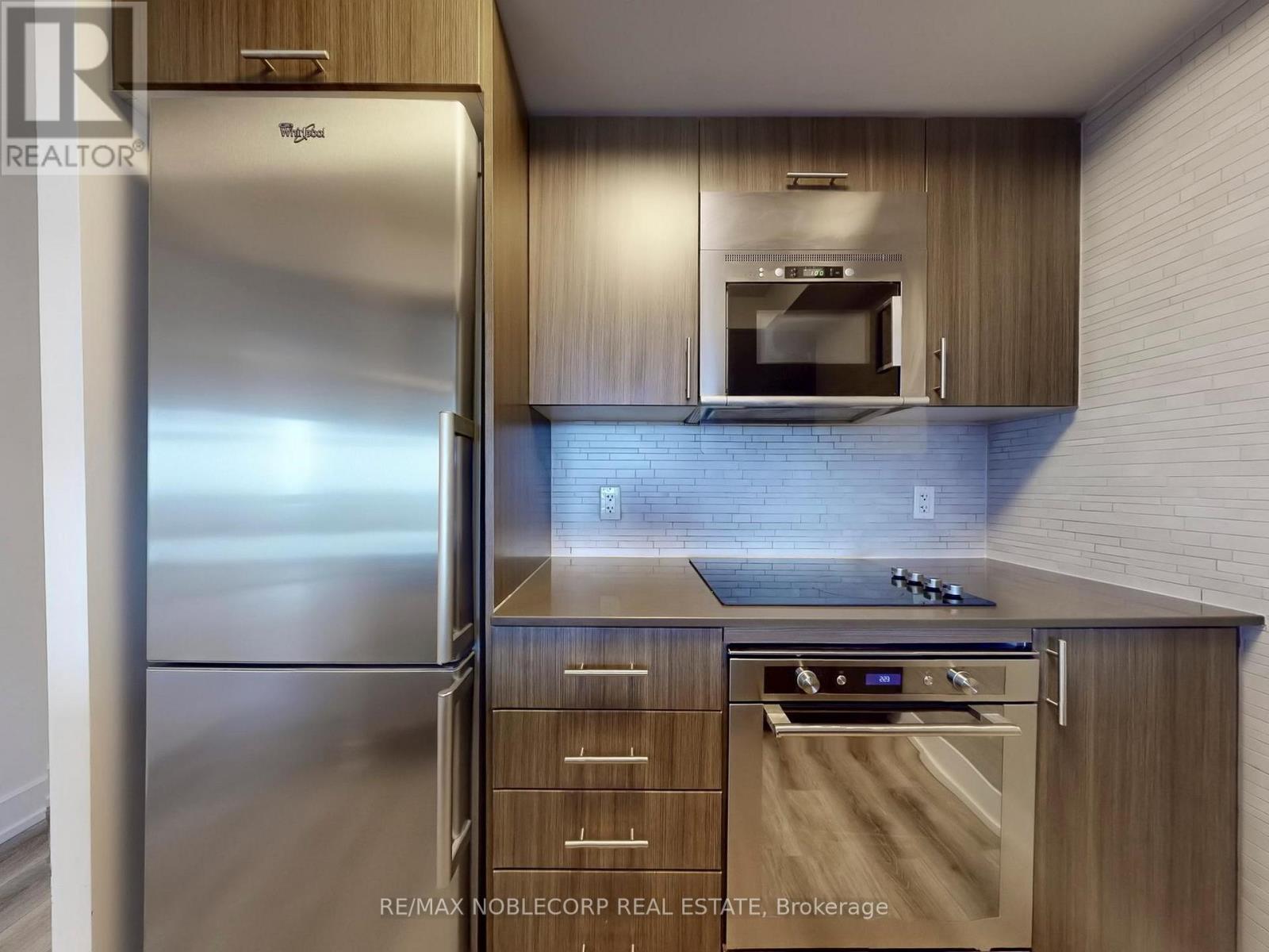 1929 - 2 Eva Road, Toronto, Ontario  M9C 0A9 - Photo 17 - W12698278