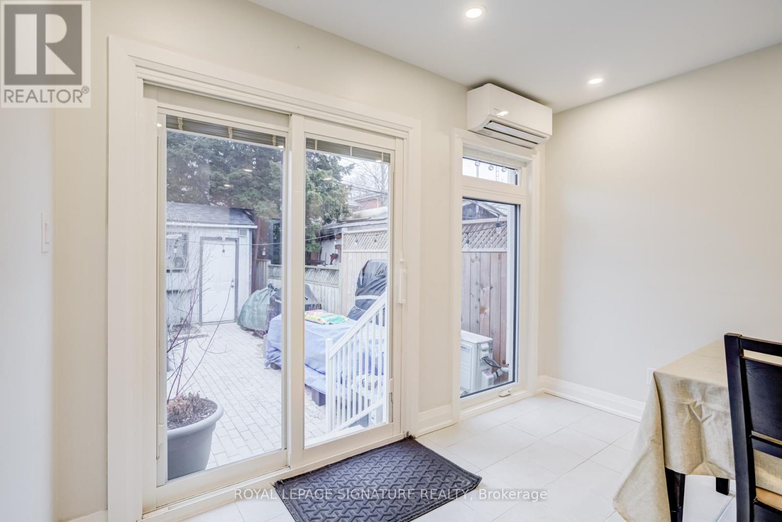 493 Jane Street, Toronto, Ontario  M6S 4A1 - Photo 19 - W12698308