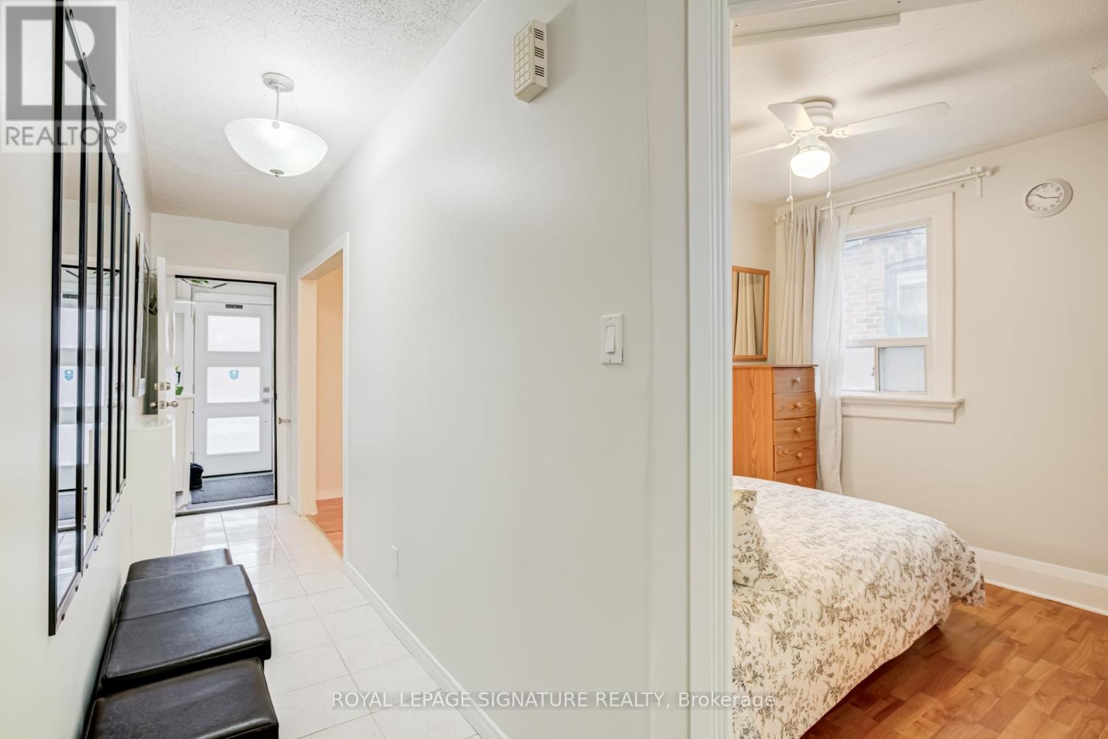 493 Jane Street, Toronto, Ontario  M6S 4A1 - Photo 6 - W12698308