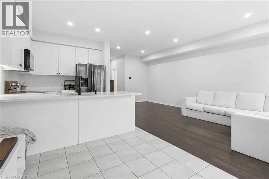 54 Oaktree Drive, Caledonia, Ontario  N3W 0E7 - Photo 11 - 40798281