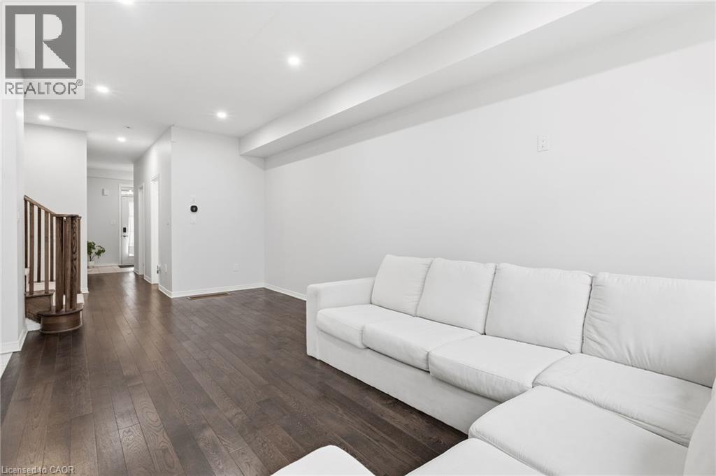 54 Oaktree Drive, Caledonia, Ontario  N3W 0E7 - Photo 15 - 40798281