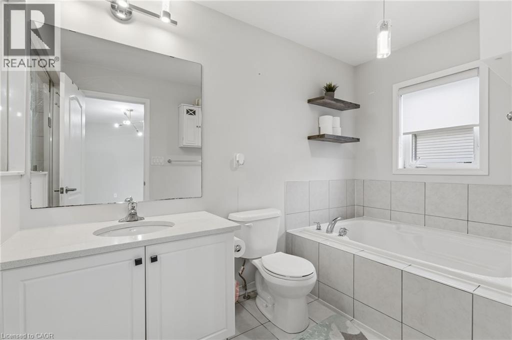 54 Oaktree Drive, Caledonia, Ontario  N3W 0E7 - Photo 22 - 40798281