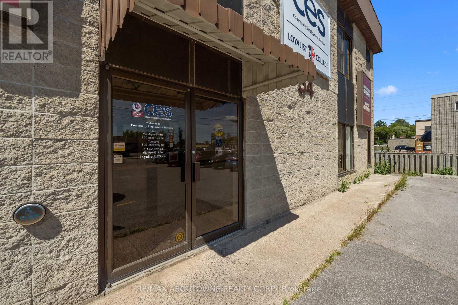 2 - 54 Dundas Street E, Belleville, Ontario  K8N 1B8 - Photo 2 - X12698268