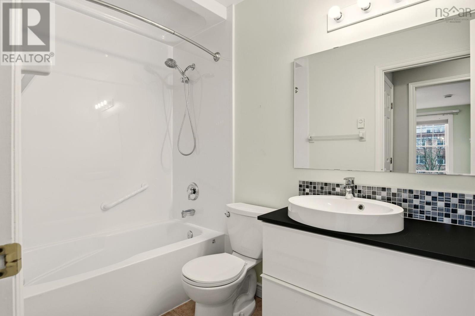 4 Arthur Lismer Court, Bedford, Nova Scotia  B4A 4B4 - Photo 36 - 202528919