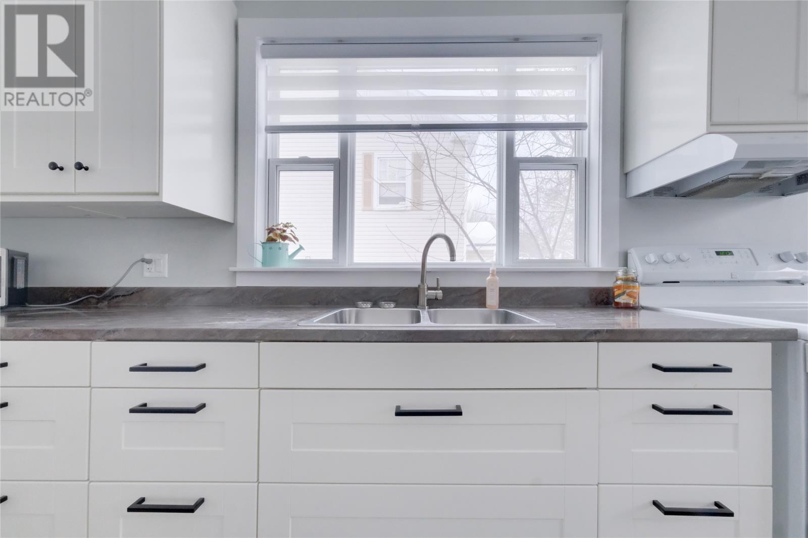 81 West Valley Road, Corner Brook, Newfoundland & Labrador   - Photo 6 - 1293529