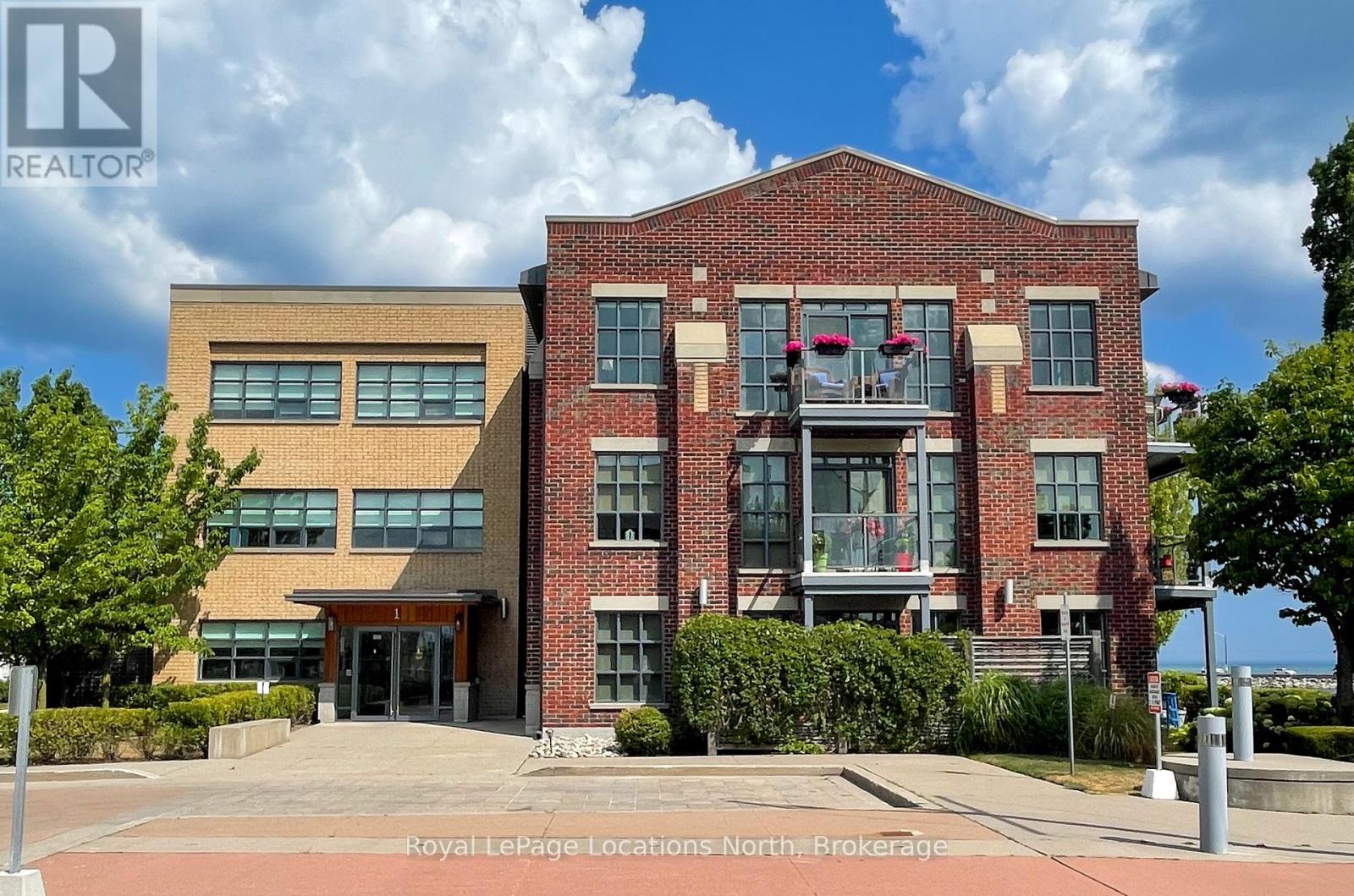 303 - 1 Shipyard Lane, Collingwood, Ontario  L9Y 0W2 - Photo 2 - S12698382