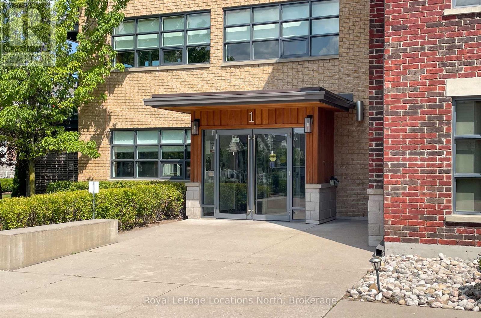 303 - 1 Shipyard Lane, Collingwood, Ontario  L9Y 0W2 - Photo 3 - S12698382