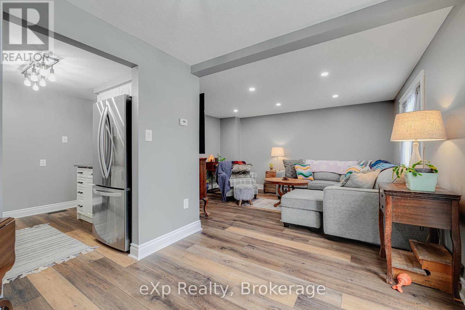 88 - 180 Marksam Road, Guelph (Willow West/sugarbush/west Acres), Ontario  N1H 8G4 - Photo 6 - X12698348