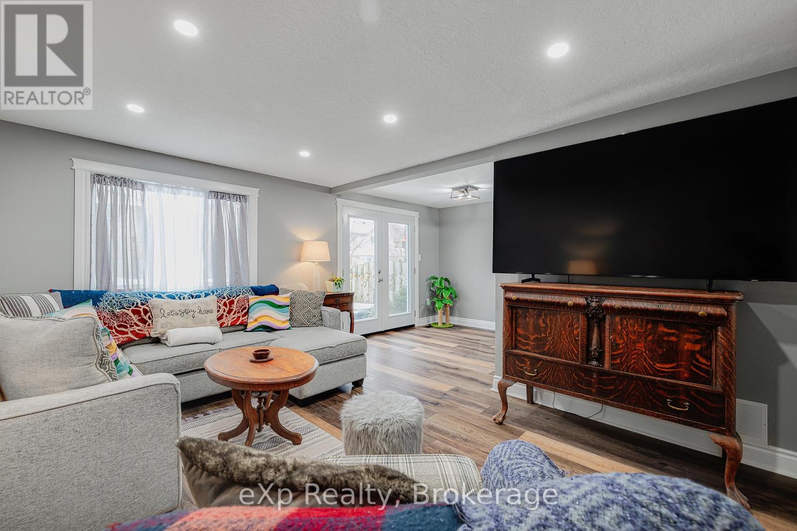 88 - 180 Marksam Road, Guelph (Willow West/sugarbush/west Acres), Ontario  N1H 8G4 - Photo 7 - X12698348