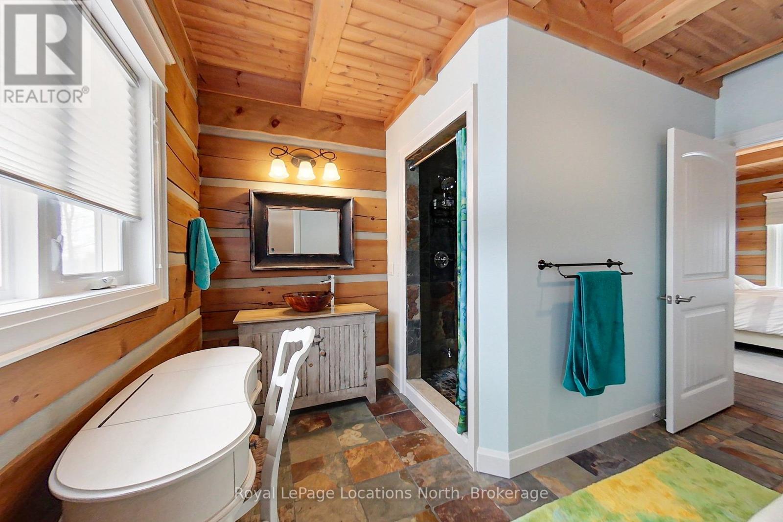 112 Starlight Lane, Meaford, Ontario  N0H 2P0 - Photo 16 - X12698378