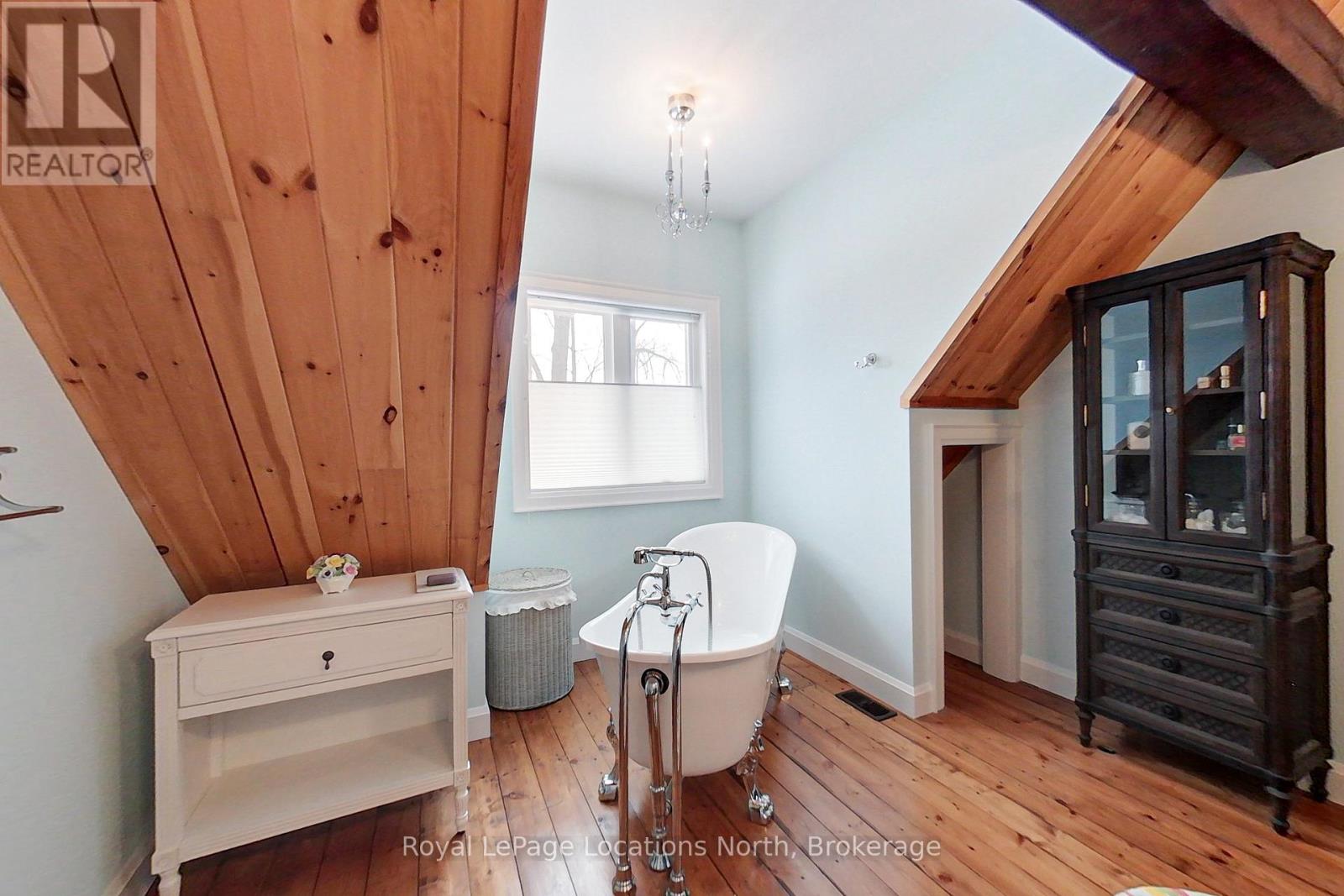 112 Starlight Lane, Meaford, Ontario  N0H 2P0 - Photo 25 - X12698378