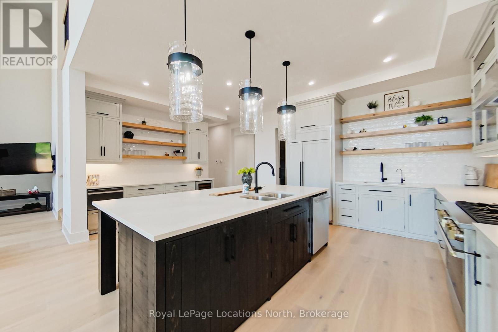 74 Arthur Street E, Blue Mountains, Ontario  N0H 2P0 - Photo 13 - X12698380