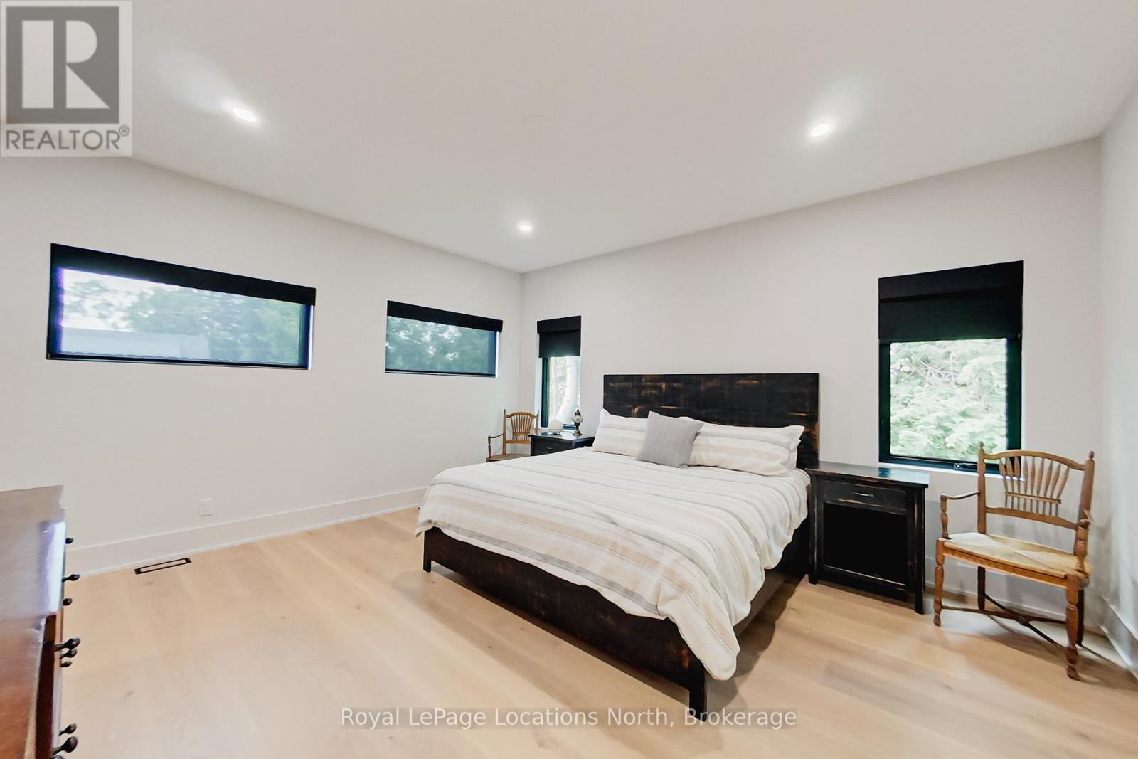 74 Arthur Street E, Blue Mountains, Ontario  N0H 2P0 - Photo 17 - X12698380