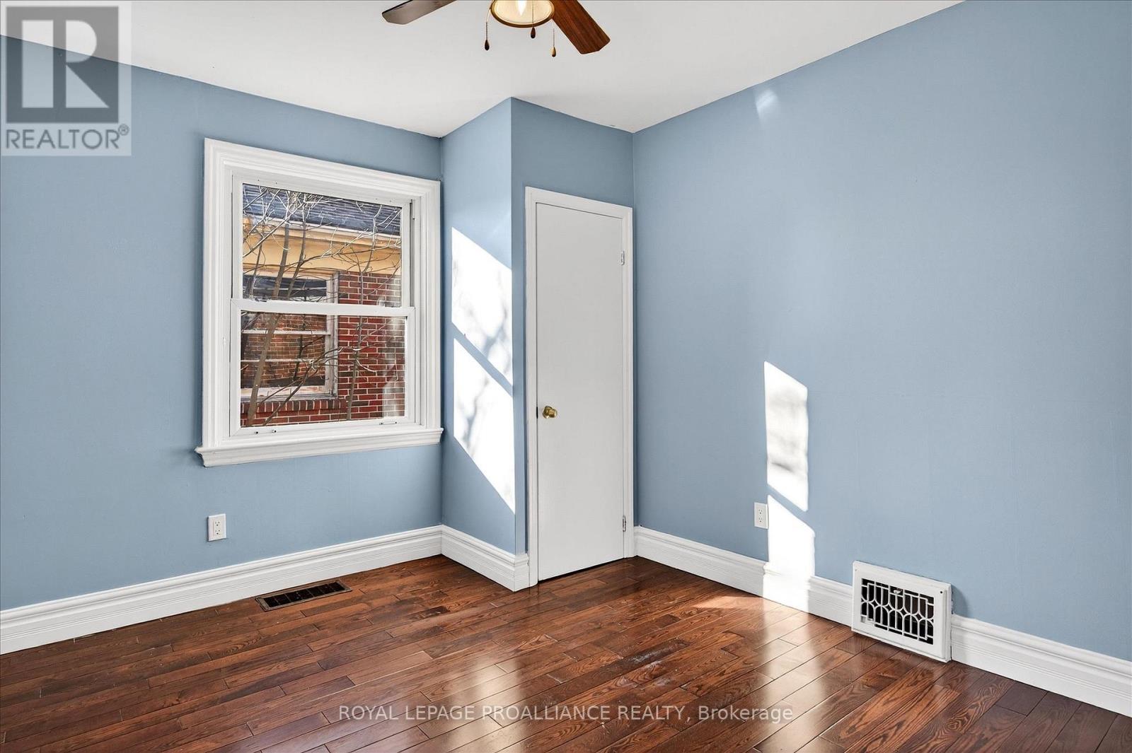 543 Howden Street, Peterborough, Ontario  K9J 4B4 - Photo 27 - X12698364