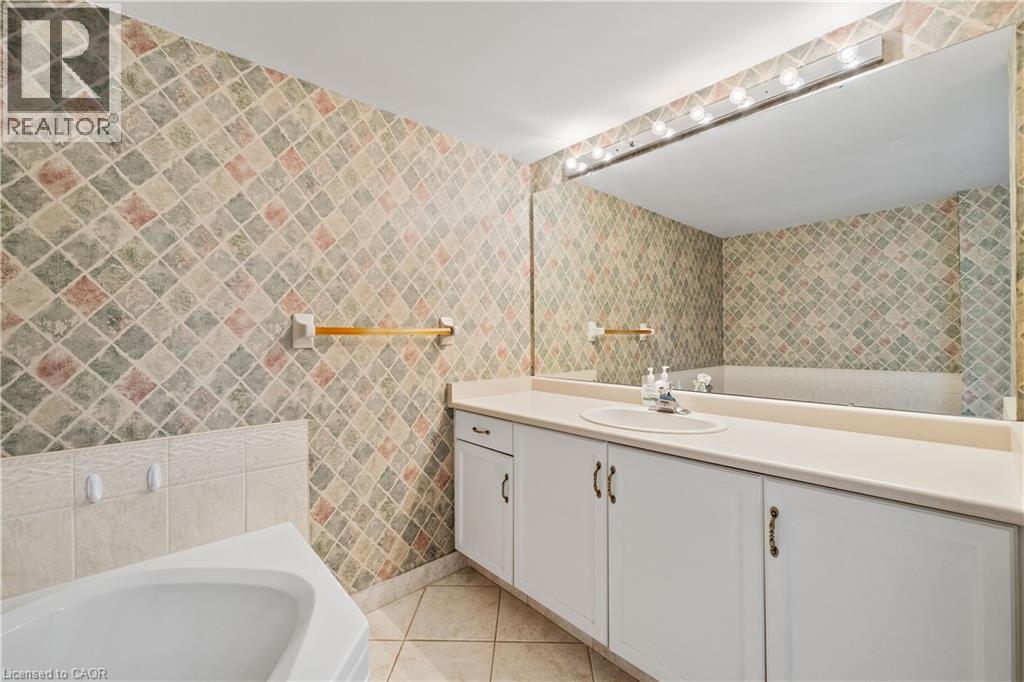 162 Martindale Road Unit# 605, St. Catharines, Ontario  L2S 3S4 - Photo 32 - 40798531