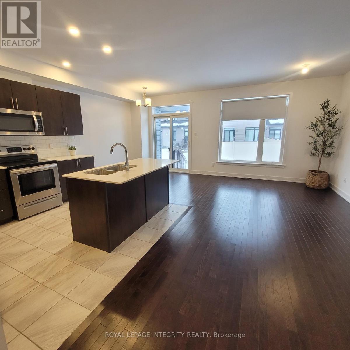 1026 Hydrangea Avenue, Ottawa, Ontario  K4M 0K8 - Photo 1 - X12698386