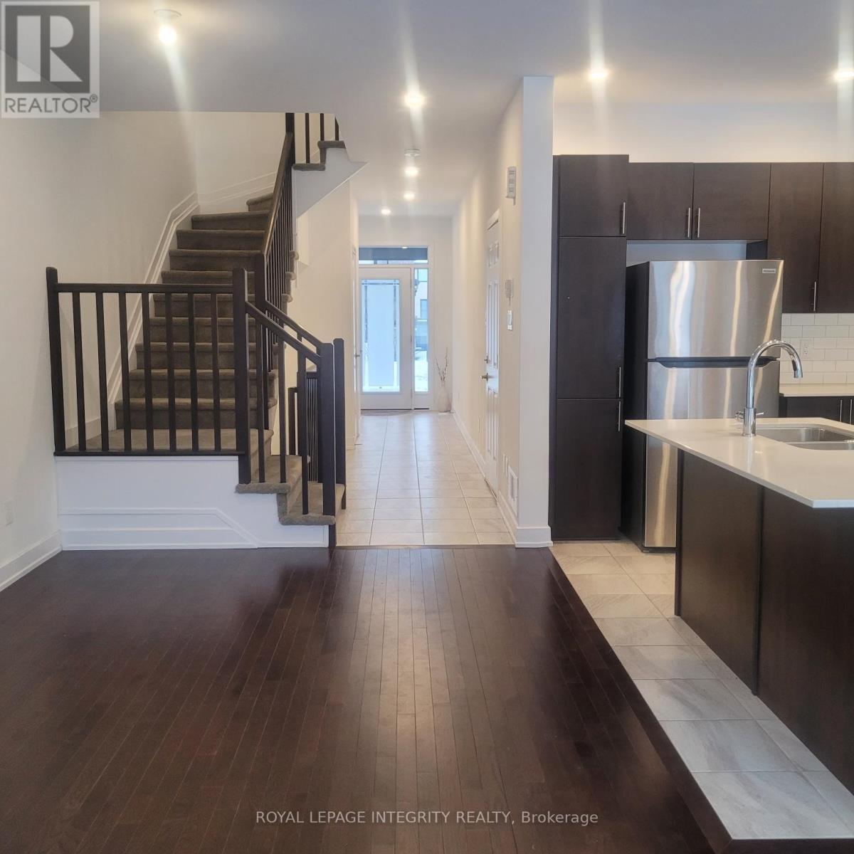 1026 Hydrangea Avenue, Ottawa, Ontario  K4M 0K8 - Photo 2 - X12698386