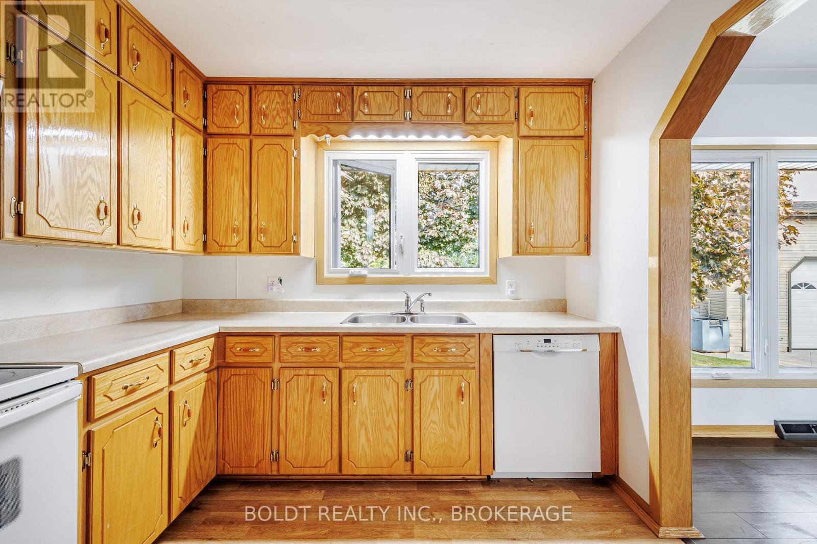 1591 Concession 4 Road, Niagara-On-The-Lake (Virgil), Ontario  L0S 1J0 - Photo 14 - X12698350