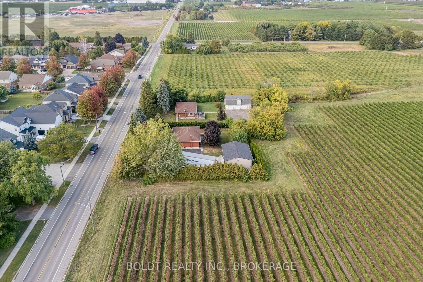 1591 Concession 4 Road, Niagara-On-The-Lake (Virgil), Ontario  L0S 1J0 - Photo 33 - X12698350