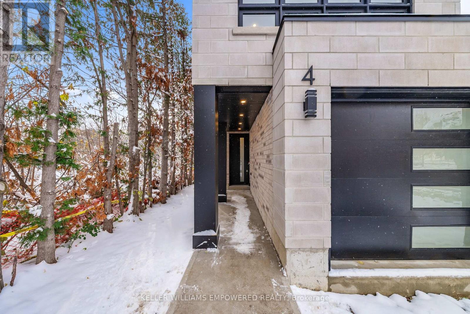 4 Leafield Drive, Toronto, Ontario  M1W 2T2 - Photo 3 - E12698344
