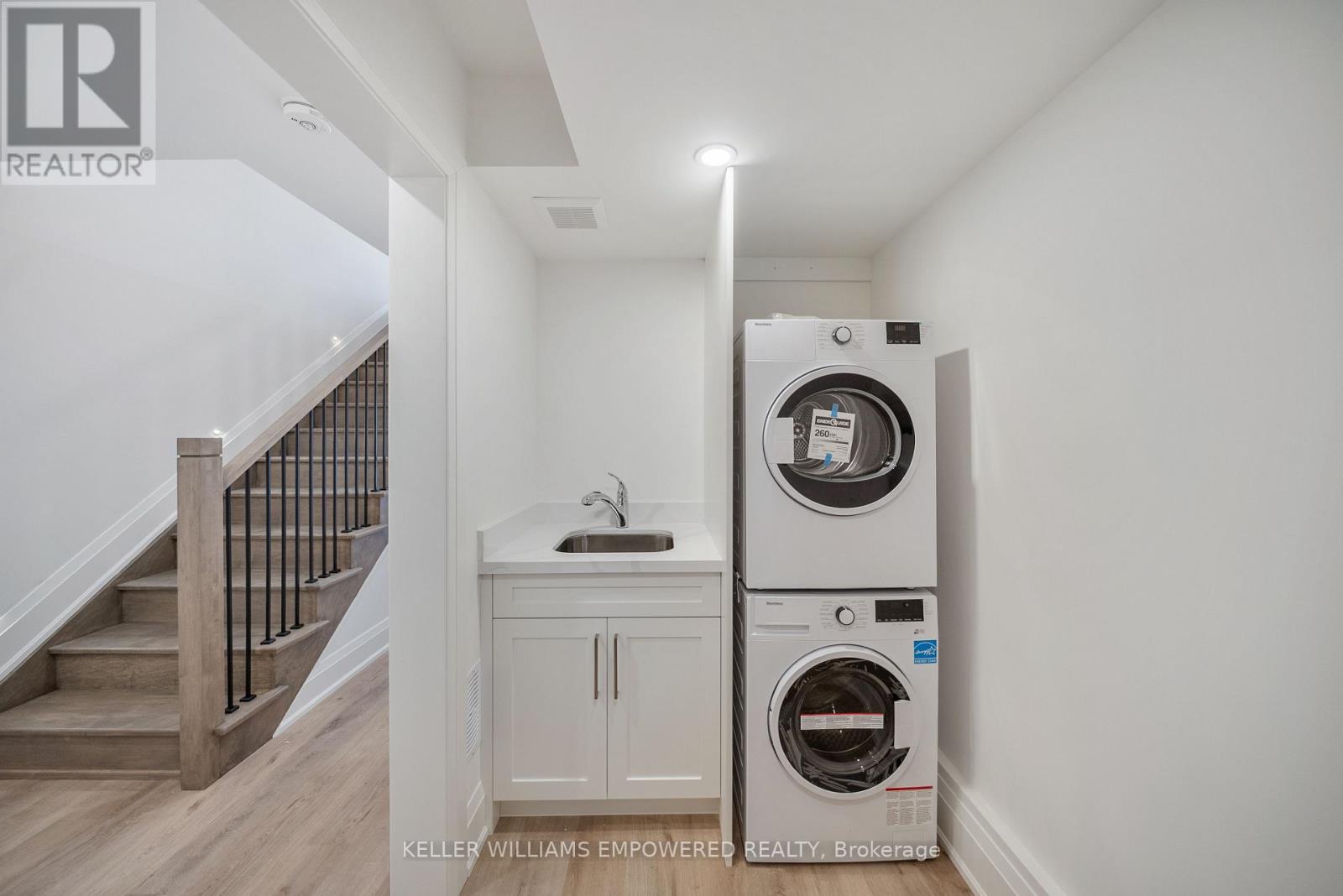 4 Leafield Drive, Toronto, Ontario  M1W 2T2 - Photo 6 - E12698344