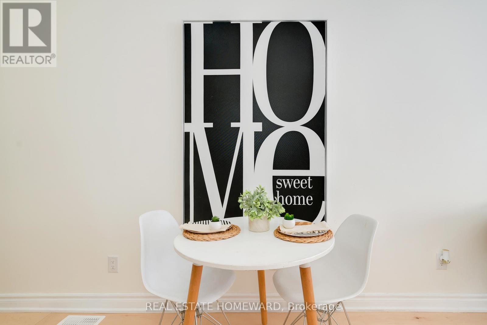 173 Coxwell Avenue, Toronto, Ontario  M4L 3B4 - Photo 9 - E12698410