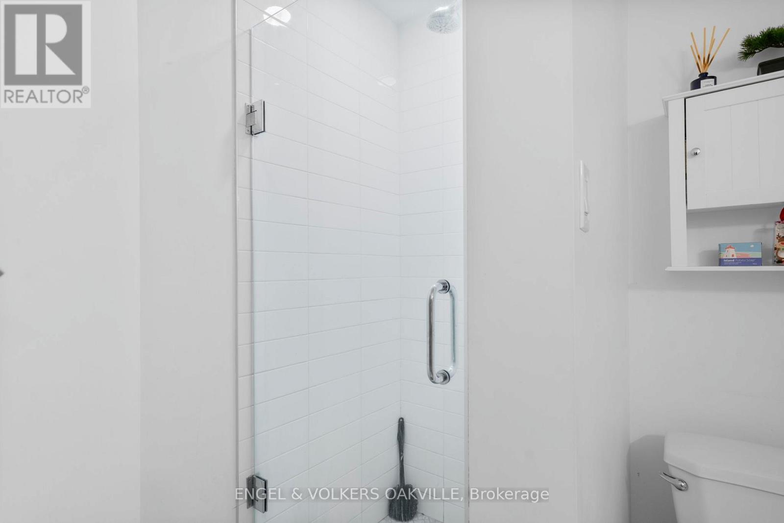 416 - 100 Bronte Road, Oakville, Ontario  L6L 6L5 - Photo 23 - W12698346