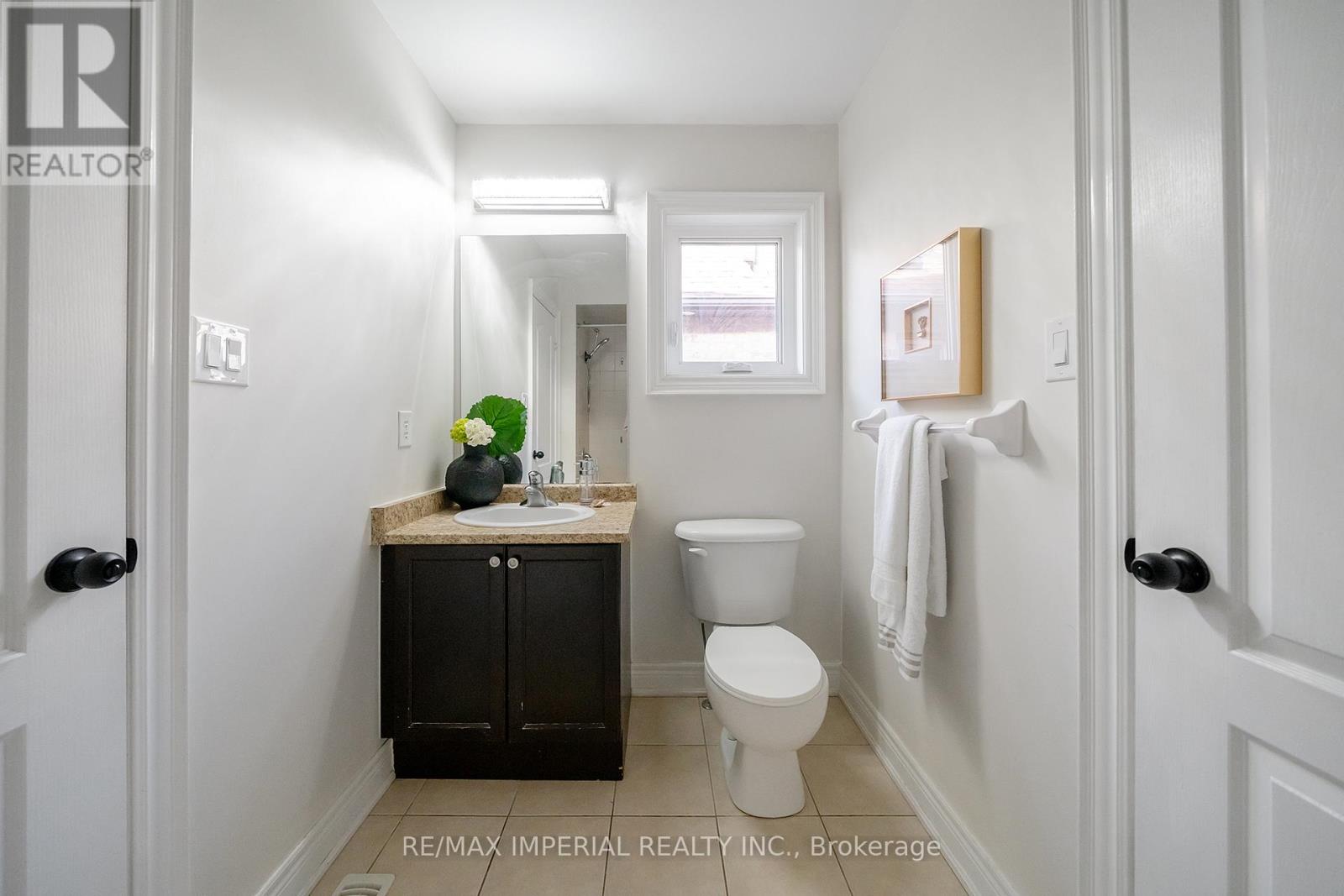 2252 Pine Glen Road, Oakville, Ontario  L6M 0G5 - Photo 29 - W12698388